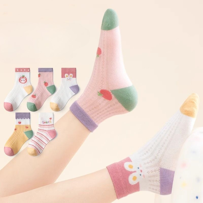 Baby Clothing In Summer - 子供靴下 5 ペア/ロット春夏綿女の子靴下かわいい漫画パターン子供のためのベビー少女服アクセサリー