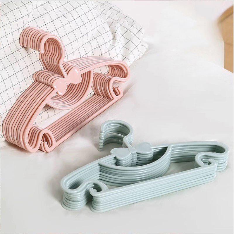Baby Clothing Hanging Rack - 12個入りベビーキッズ用洋服ハンガーセット、耐久性のある滑り止め衣類ハンギングラック、幼児服ディスプレイオーガナイザー