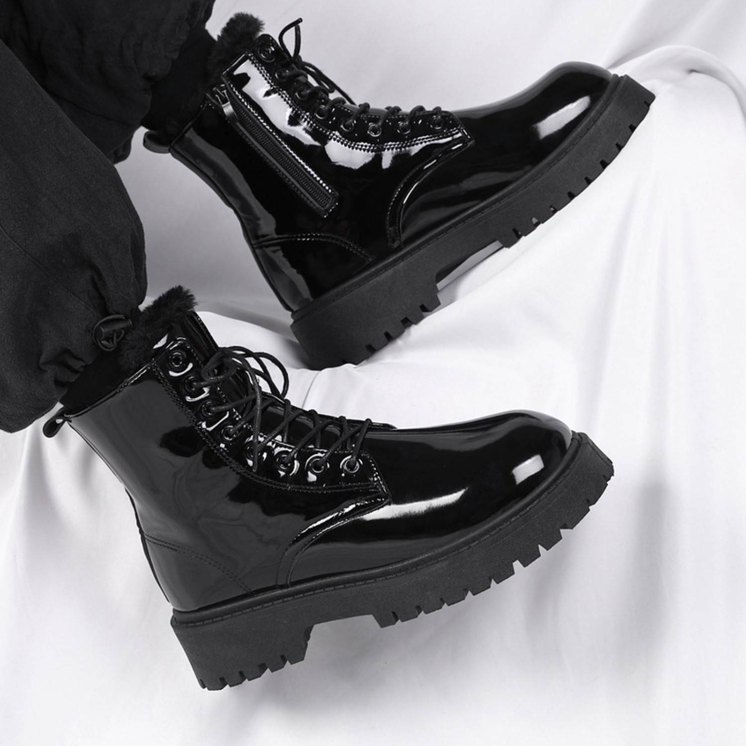 メンズ暖かいプラッシュハイカットブーツ、冬用ソフトソール滑り - Soft Sole Booties のレビューと価格