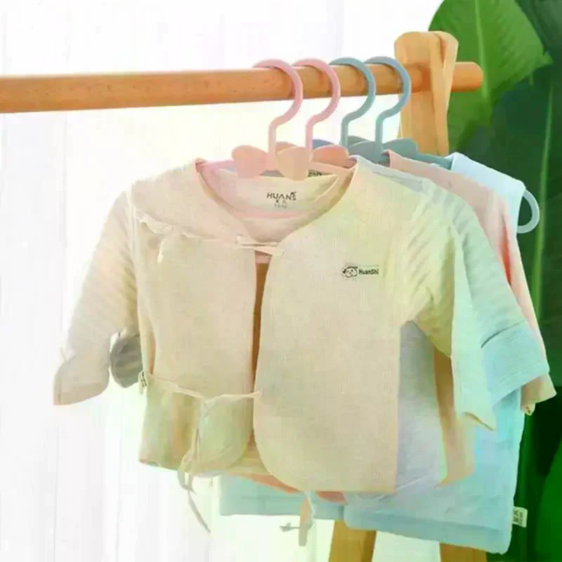 ベビーキッズ用衣類ハンガーセット、耐久性のある滑り止め衣類ハ - Baby Clothing Hanging Rack のレビューと価格