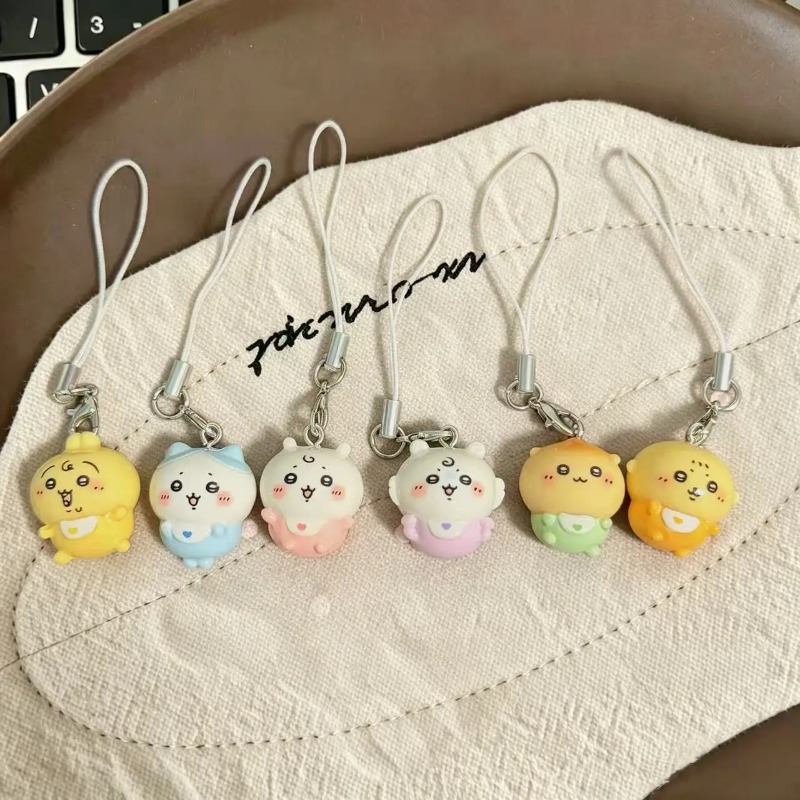 かわいい小さな樹脂製ペンダント、キュートなベビー服を着たうさ - Baby Clothing Girls のレビューと価格