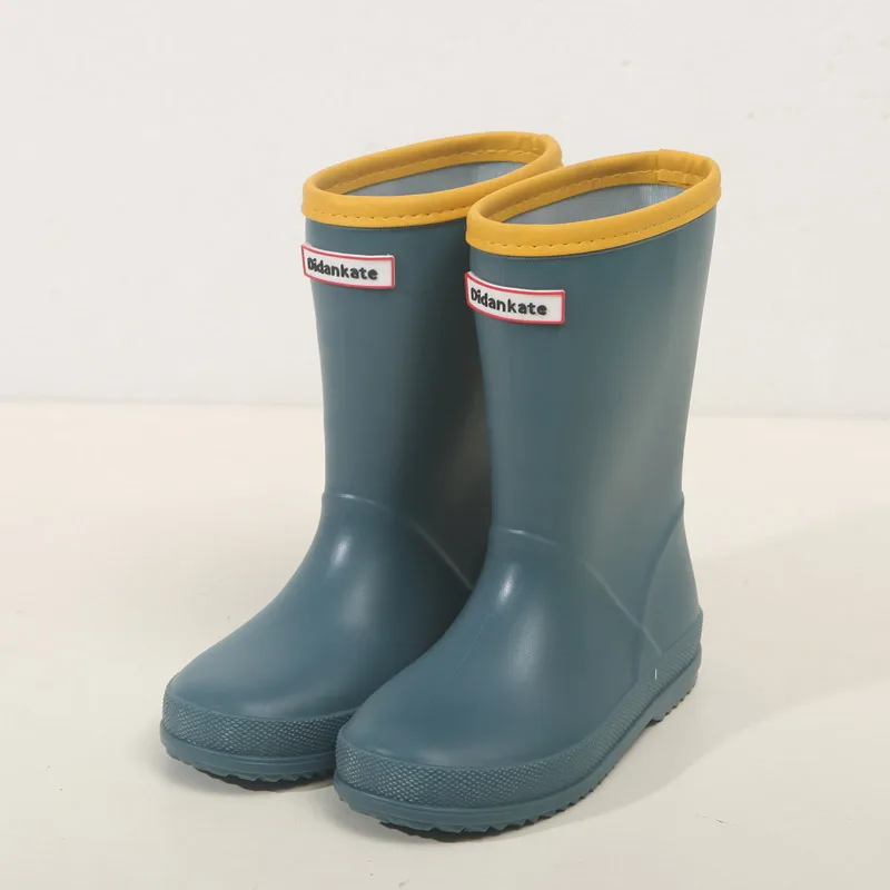 ベビー用ミッドカーフノンスリップレインブーツ、軽量ソフトソー - Soft Sole Booties のレビューと価格